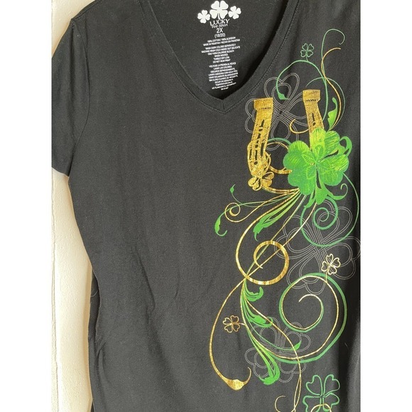 Lucky Brand St. Patricks Day Shamrock Horseshoe Size 2XL V Neck T Shirt - Picture 4 of 4